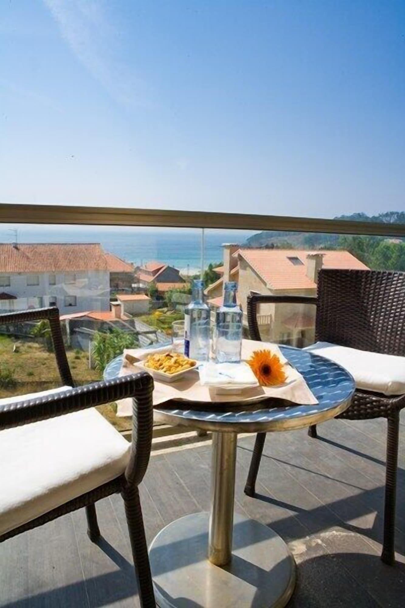 Hotel Royal Nayef à Portonovo Extérieur photo