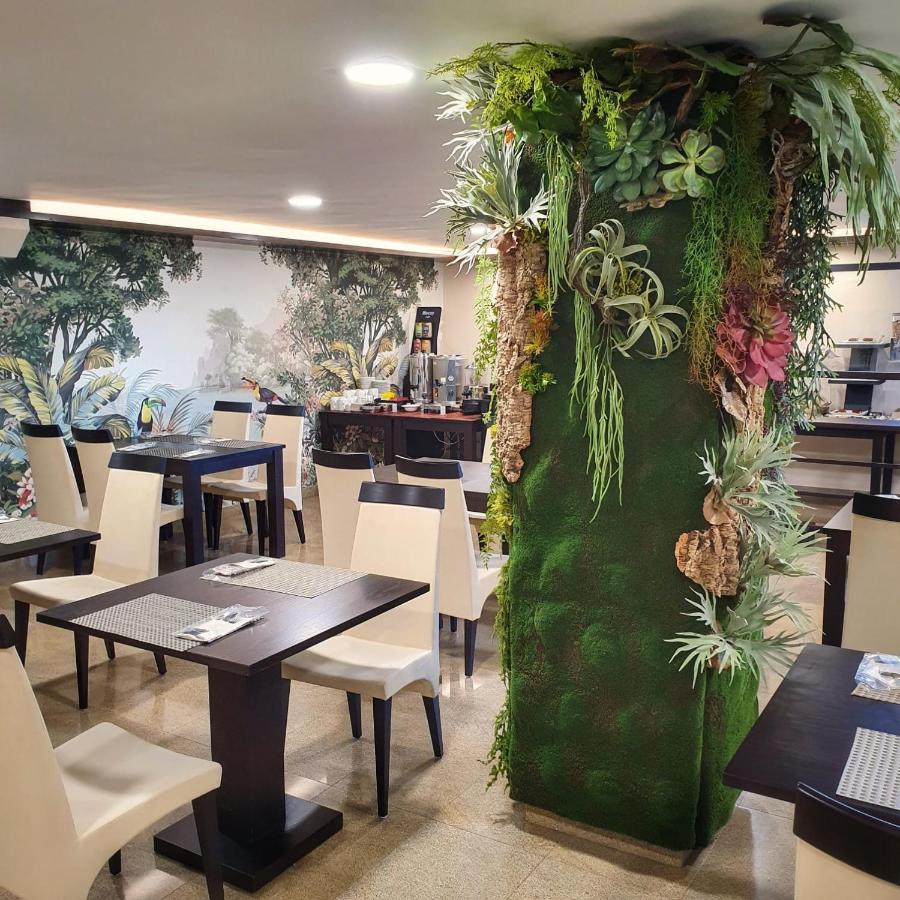 Hotel Royal Nayef à Portonovo Extérieur photo