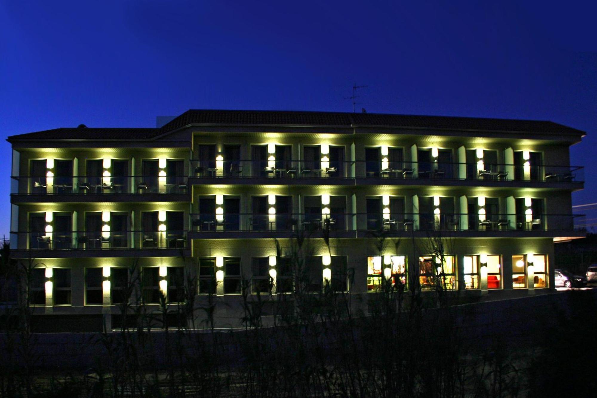 Hotel Royal Nayef à Portonovo Extérieur photo